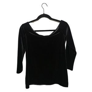 NWT Ann Taylor size MP Off the Shoulder Velvet Top